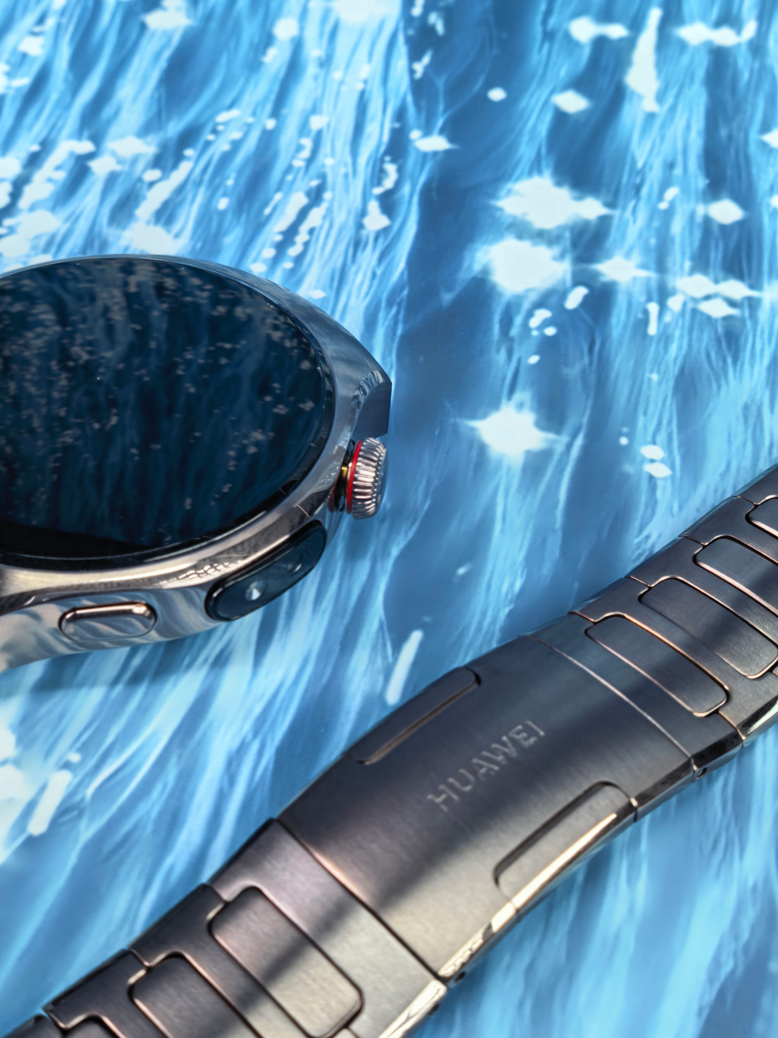 戴华为WATCH5一段时间啦⌚️最省心的就是它的健康监测，侧边一按几十秒