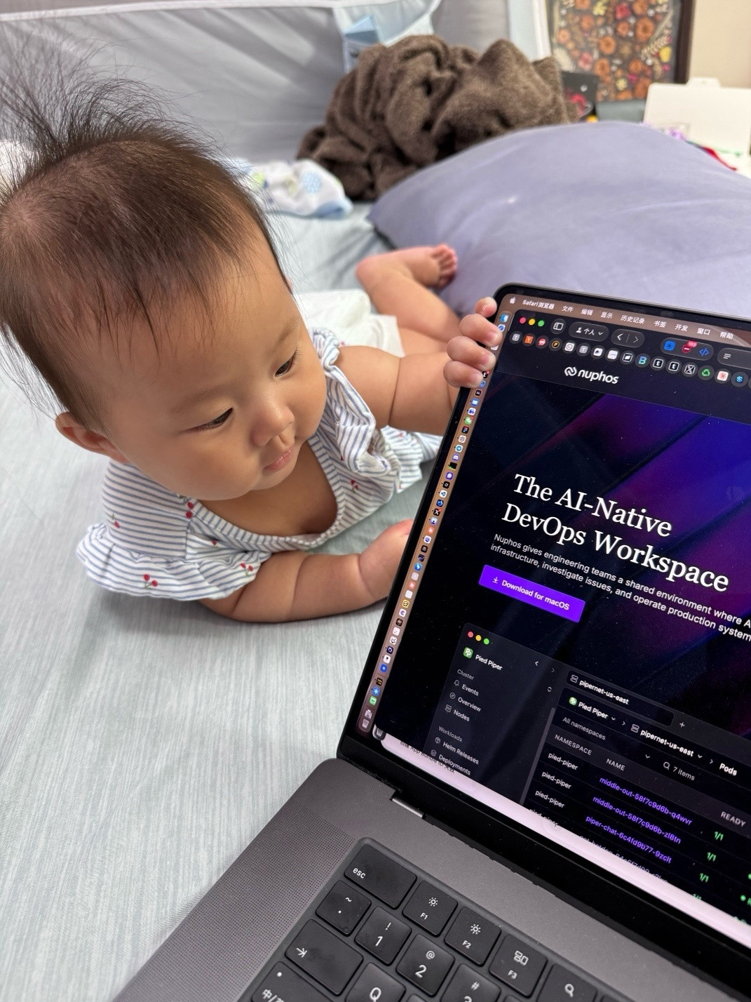 正在看朋友新的创业项目“nuphos”，据说是“AI-NativeDevOps
