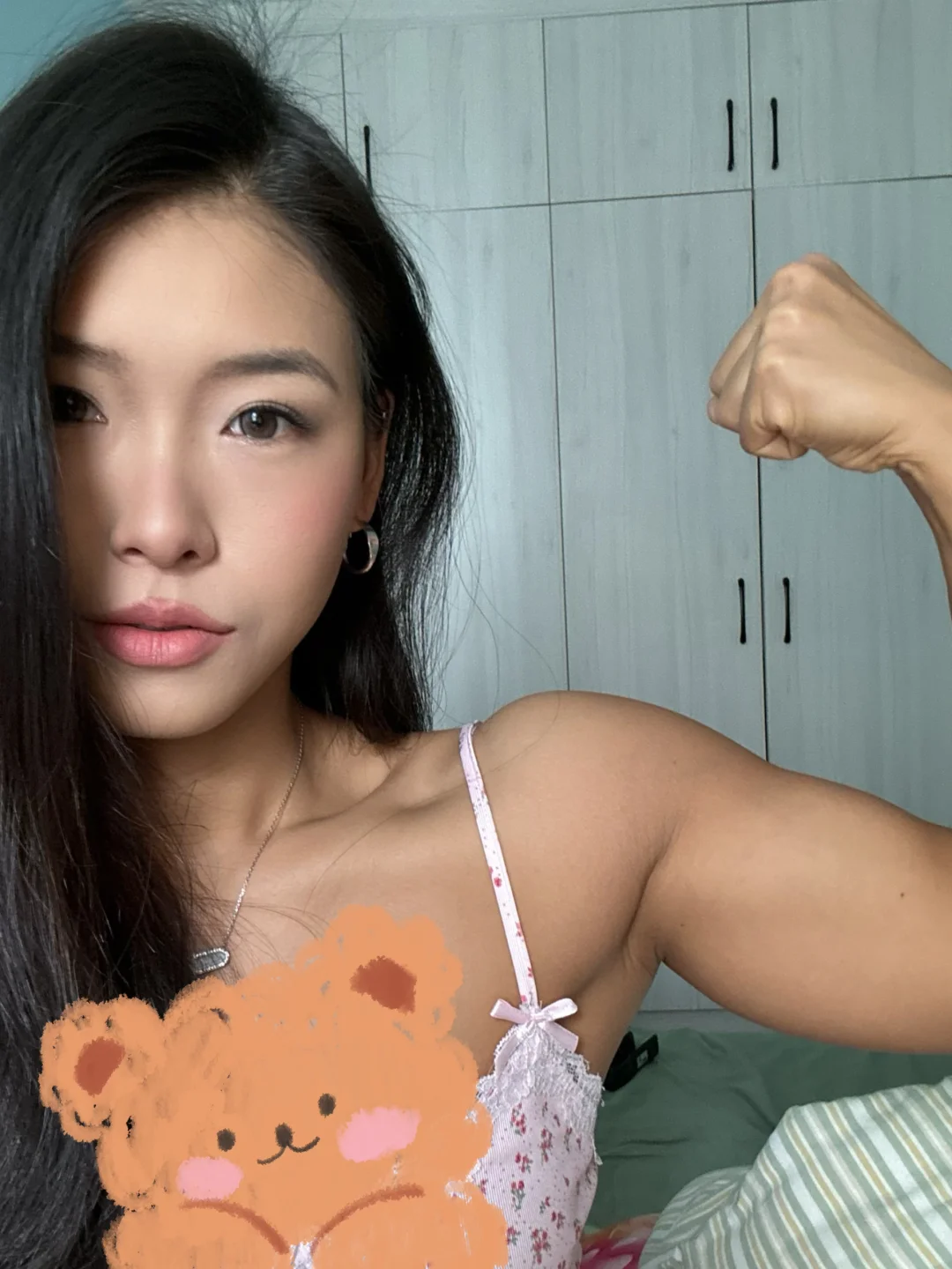 身材好还漂亮是我们勤劳女孩应得的！