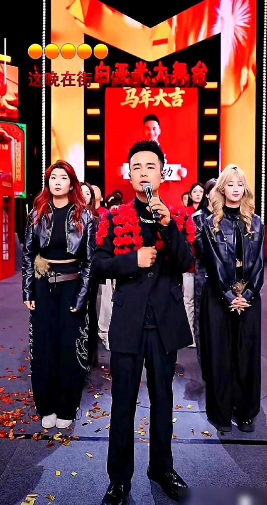 几千万粉丝的顶级带货天王人间蒸发整整一个月，全网连条缝都没漏出动静。你以为他早就