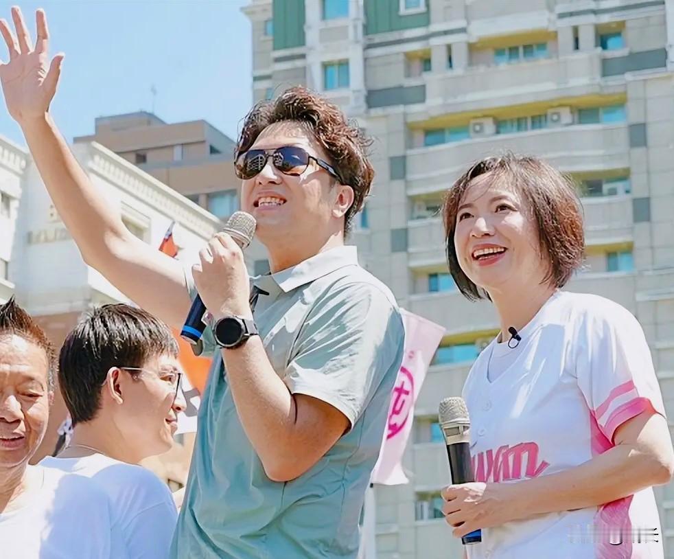 台湾九合一选举进入冲刺阶段，台中市长选战却格外冷清。何欣纯眼看选情打不开，27日