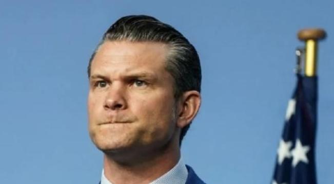 美国国防部称，看了中国的阅兵演练，令人震惊，中方的先进武器装备给美国带来重大威胁