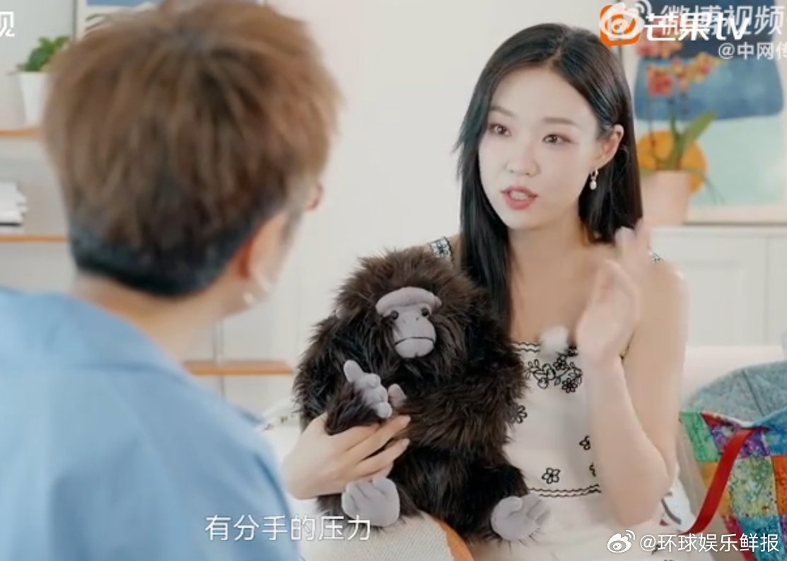 演员管乐管乐正面回应和王皓分手管乐正面回应分手，还说自己是恋爱脑，受原生