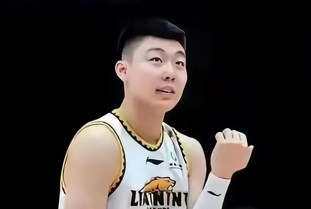 大牙哥俞泽辰进步了！球迷朋友发现了吗，这次全运会辽篮小前锋俞泽辰打球比以前有明显