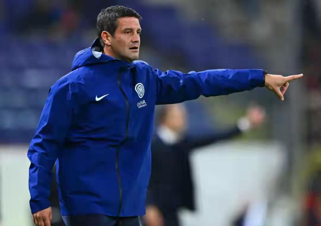 迪乌夫的爆发，必须感激齐沃。在与威尼斯比赛中，迪乌夫能突破能配合，既能单打独斗，