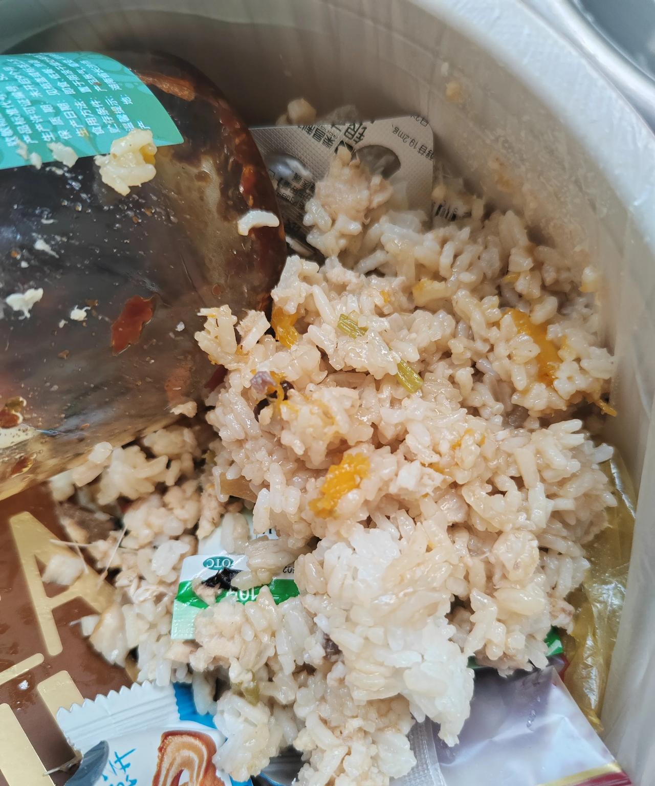 每次返衡阳，我都要做心理建设，默默地对自己说：好好地，耐心地对待母亲！不要跟她争