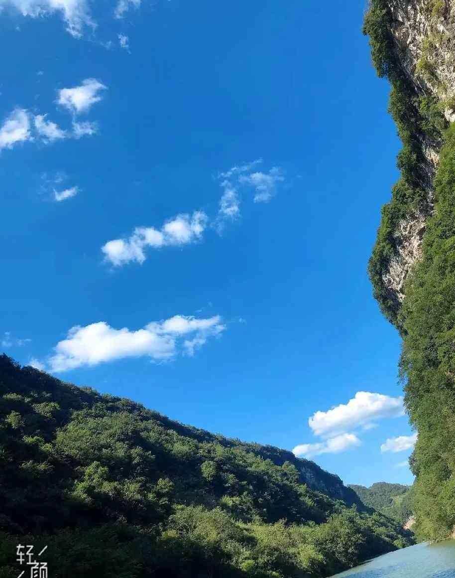 现在人三天洗一次澡，居然能聊出这么多道理。我算是看明白了。网上聊啥三天洗一次