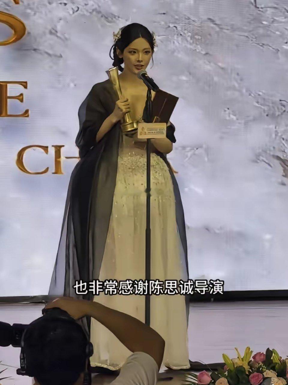 我真笑晕了，柬埔寨影后杨超越这个柬埔寨影后真的有含金量吗？​​​