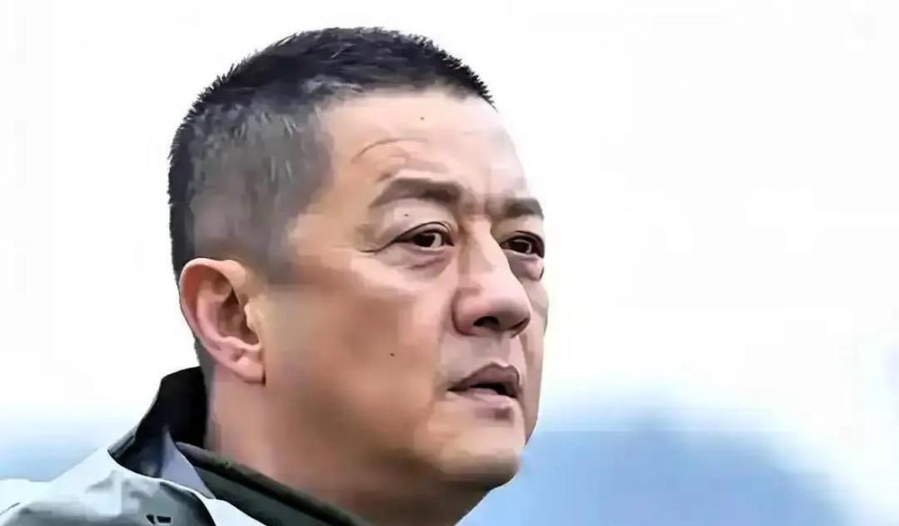 张兰又开播了。谁能想到，这位天天在直播间喊穷的女老板，女儿在瑞士读书一年学费就