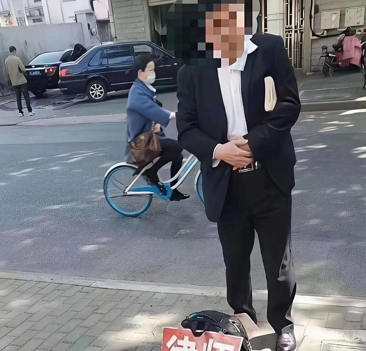 上周末法考，但是我那个报了名还缴费了的朋友居然连考场都没有去。我问他为什么不去参