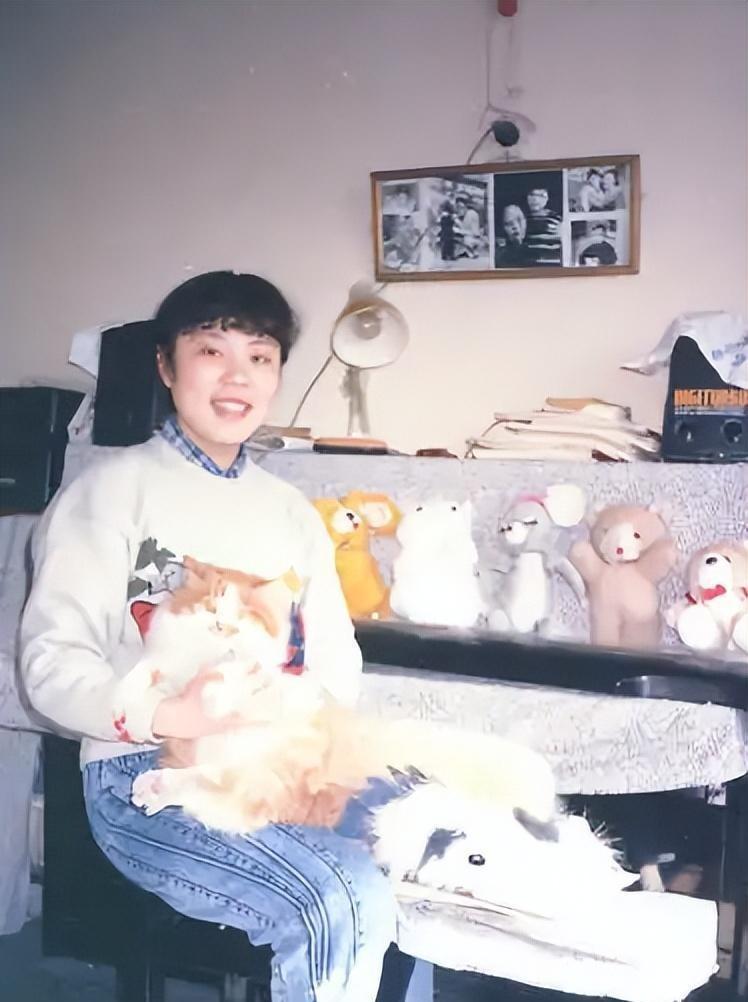 1994年，清华女生朱令被投毒，两次铊中毒让她从天才少女变成瘫痪。这件事我一直记