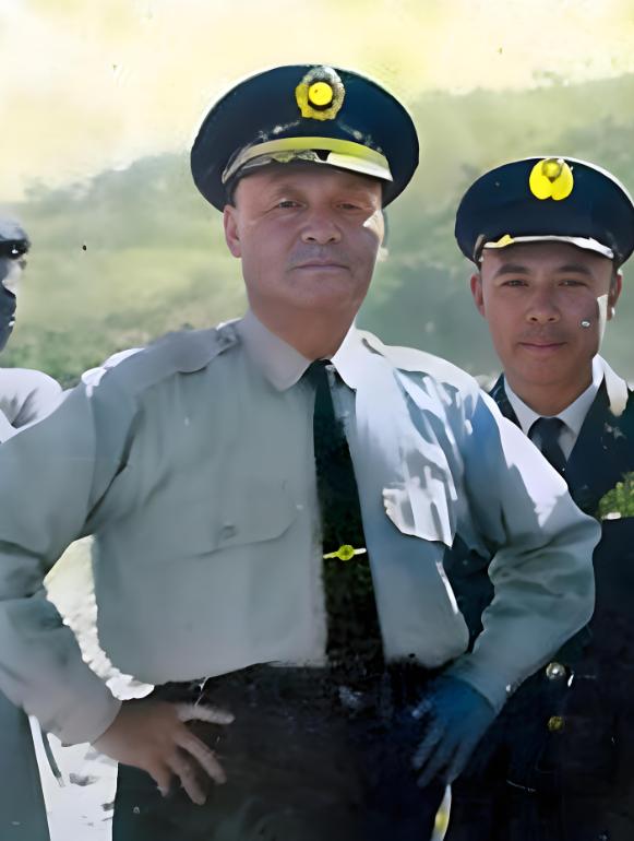 光头军长刘玉章从营口带离的残部，今天就驻扎在金门的太武山上！在金门太武山的坑道