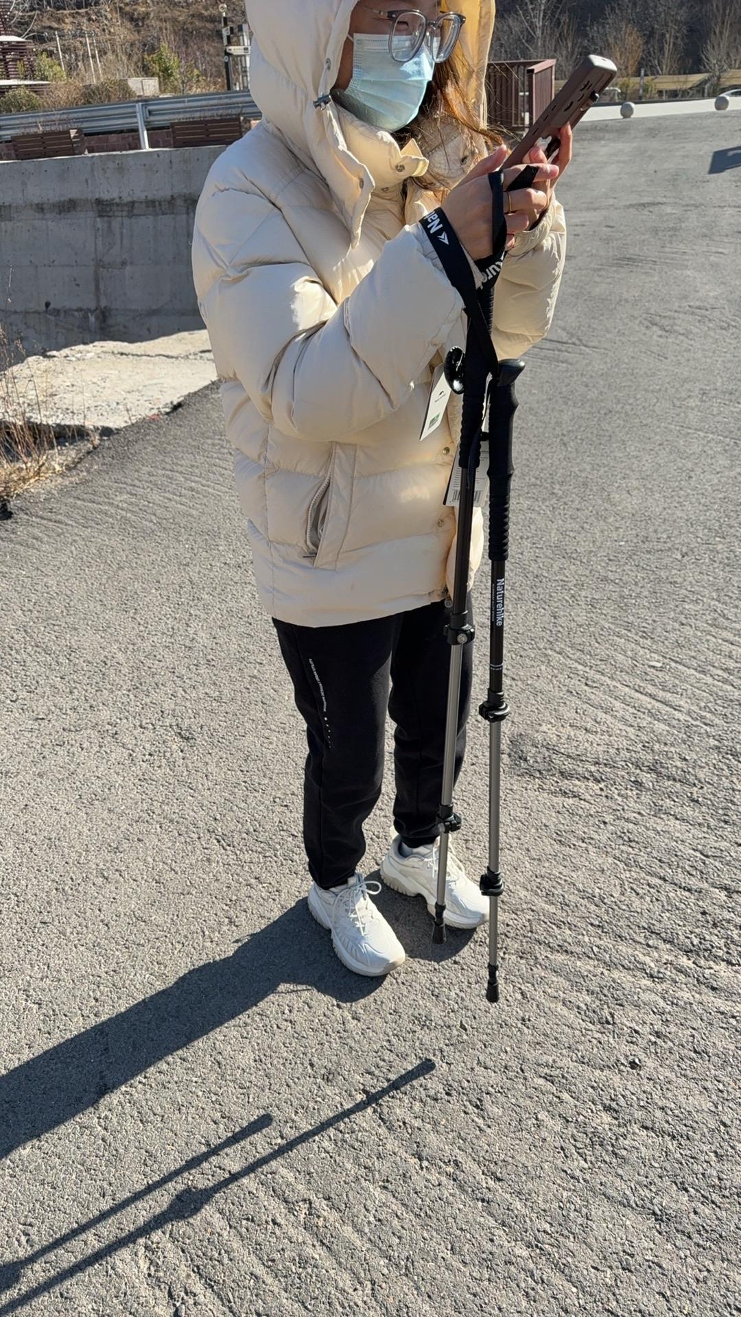 我和媳妇因为还房贷的事，吵得有点不痛快。她刚发了38000年终奖，加上之前存