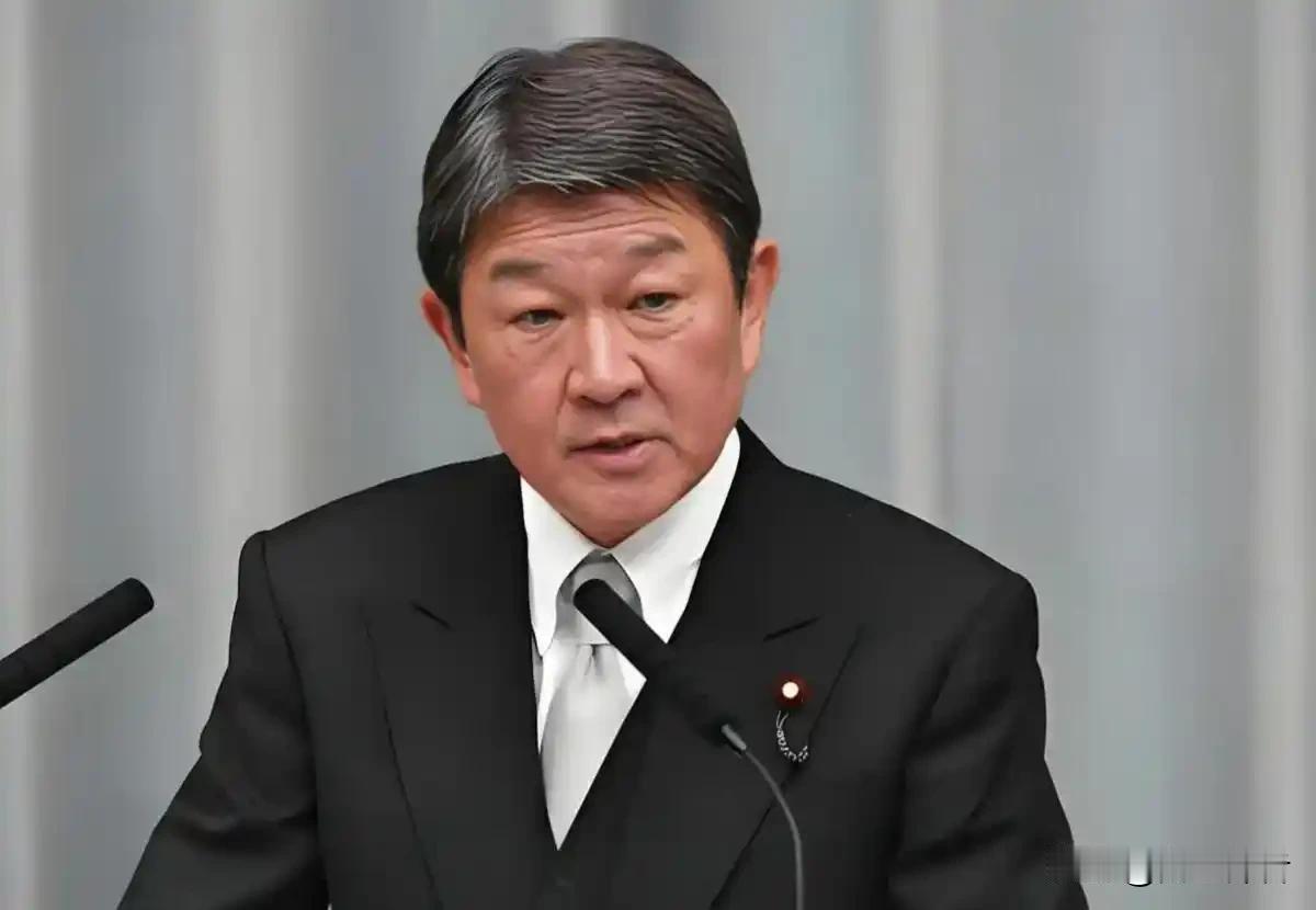 美俄先后访华，日本顿感大事不妙，日本外务大臣茂木敏充罕见公开向中国喊话，明确重申