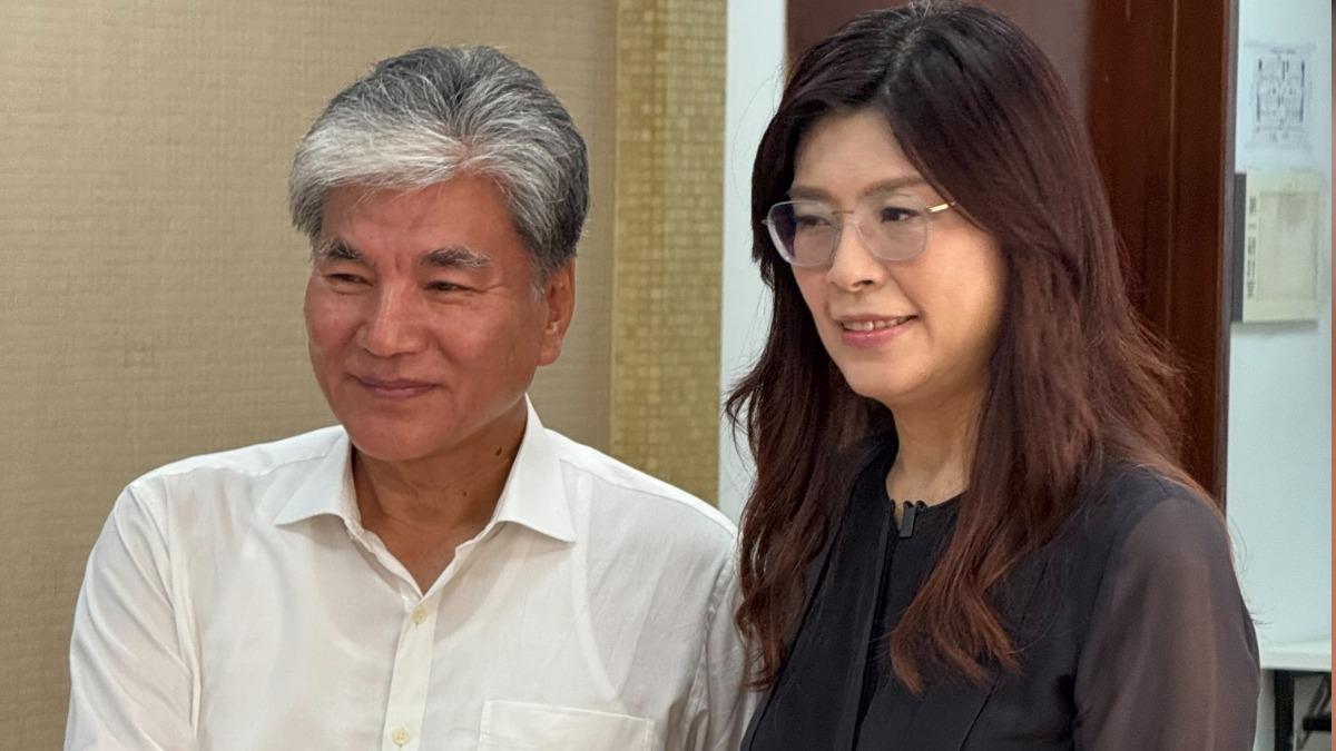 与郑丽文会谈李鸿源：将推国民党智库组织整并国民党主席郑丽文加速启动党智