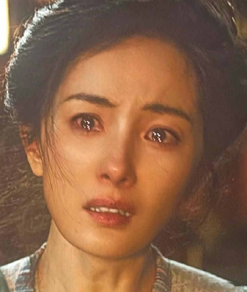 杨幂85一姐，来势汹汹!静待🌸开!————24金鹰观喜提名26金