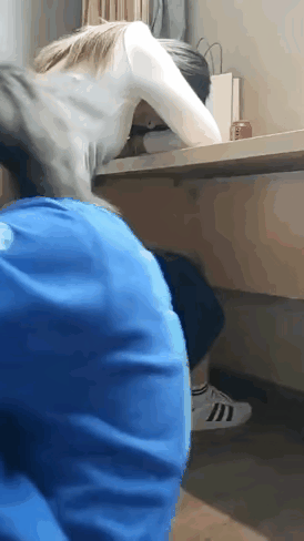 同事之间开玩笑要有个度，这样容易没朋友！