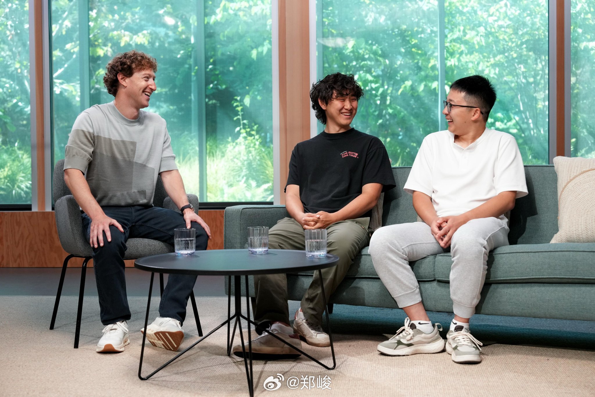 扎克伯格宣布，从OpenAI挖来的赵胜嘉（shengjiazhao）将出任超级