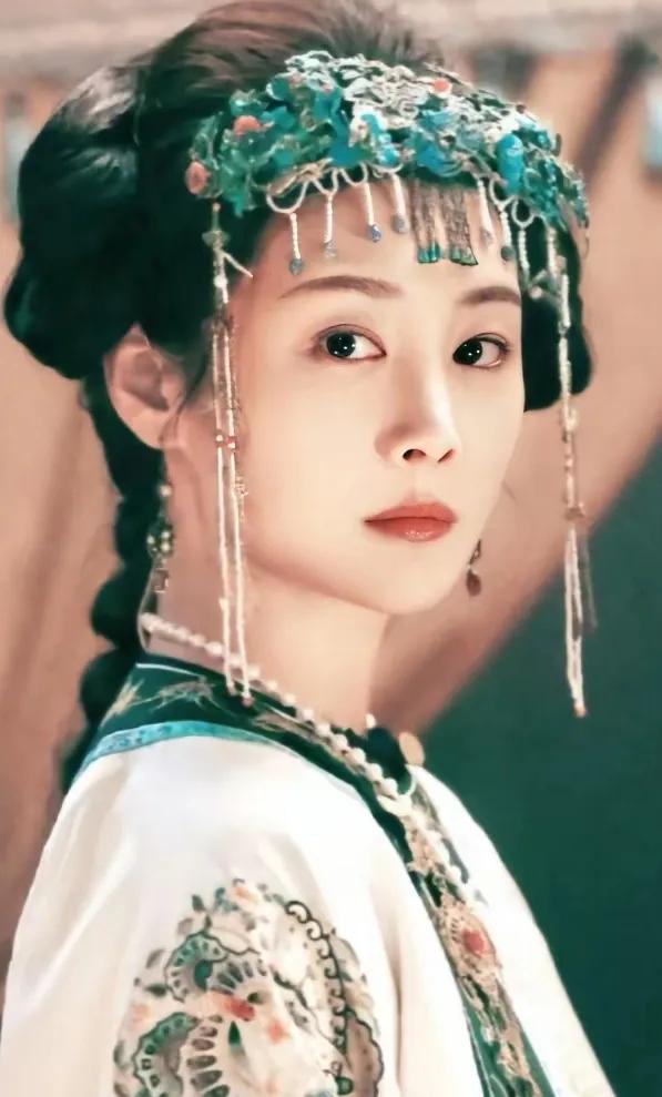 孙千要哭麻了吧，好不容易当了女主，让向涵之和朱亚文那一对赢就算了，毕竟很多人喜欢