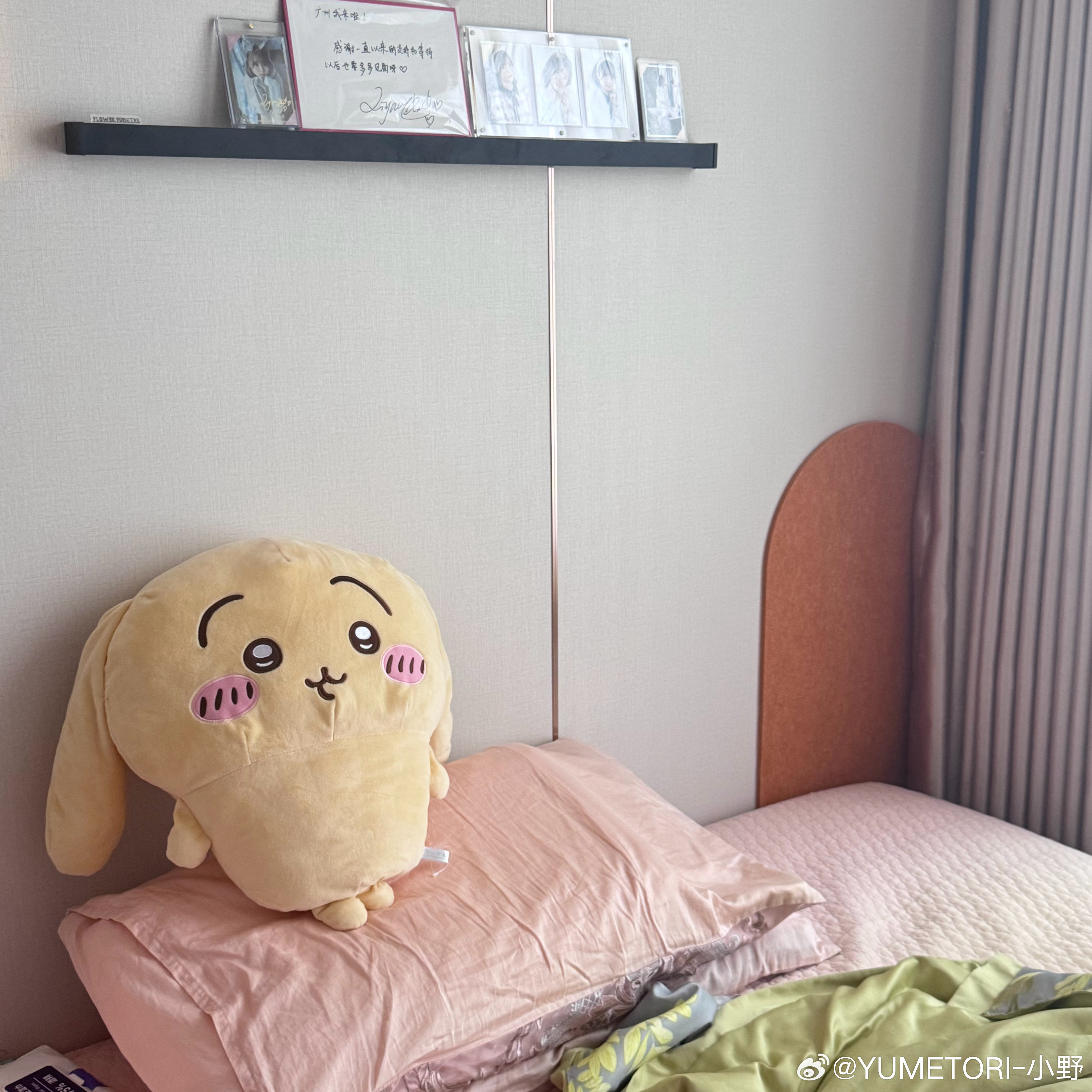 看过奢侈的东西是你望向我的双眼𐔌՞..՞𐦯​​​