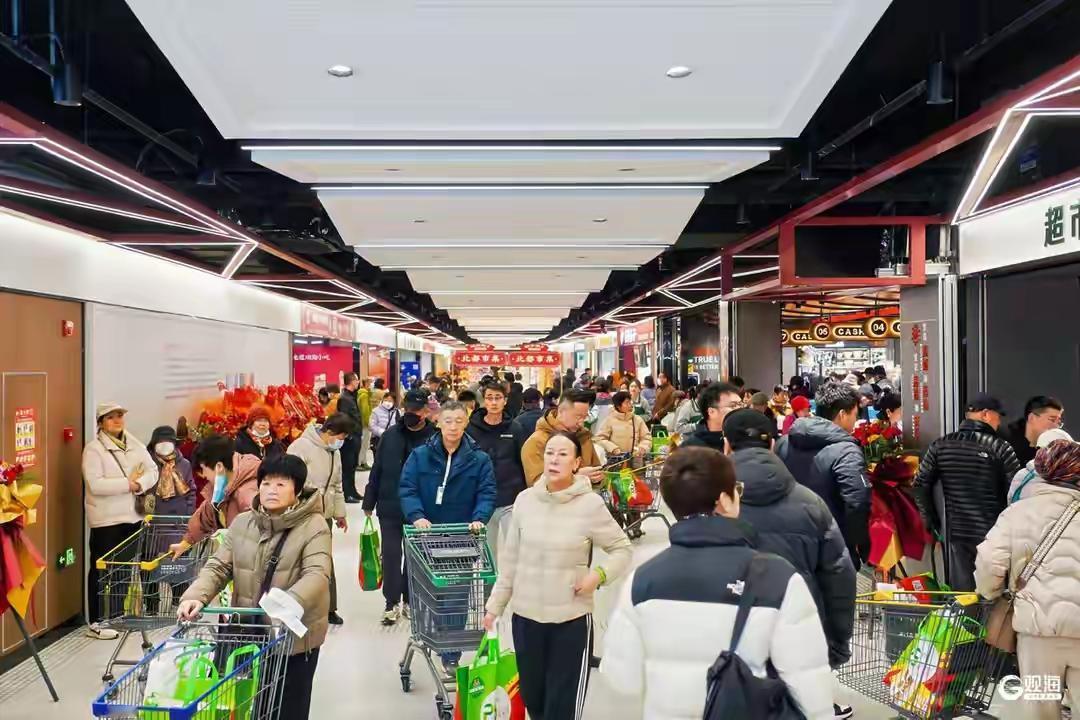 青岛崂山北村旺市惊现“超市界海底捞”！免费饺子汤、防冻手套、推车管家…这家“胖改