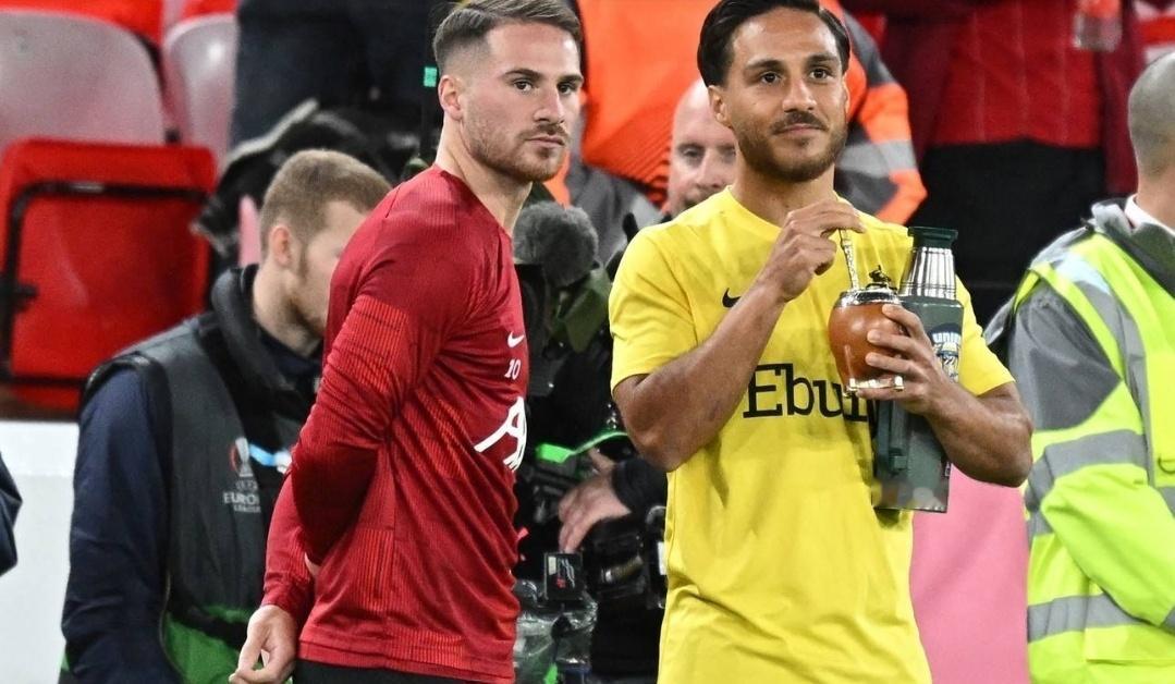 麦卡利斯特兄弟同入阿根廷国家队，改写14年队史纪录！据阿根廷《奥莱报》报道，11