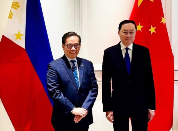 中国和菲律宾谈妥了！ 3月28号那天，福建泉州。 泉州这场会，开得挺突然 