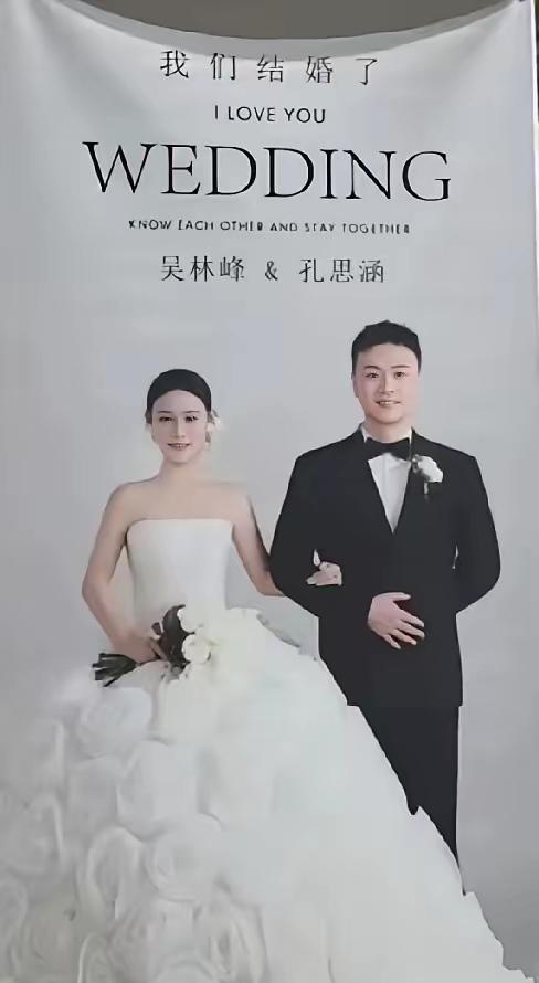 天下没有男人了吗。怎么这种货，还有两个女人抢。贵州这桩事，真比短剧还离谱