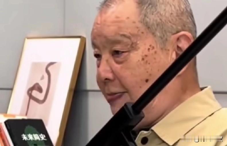 段翔是高手，第一次有人把梁靖崑两次逆转分析的如此透彻！他说:前面两局看似被动
