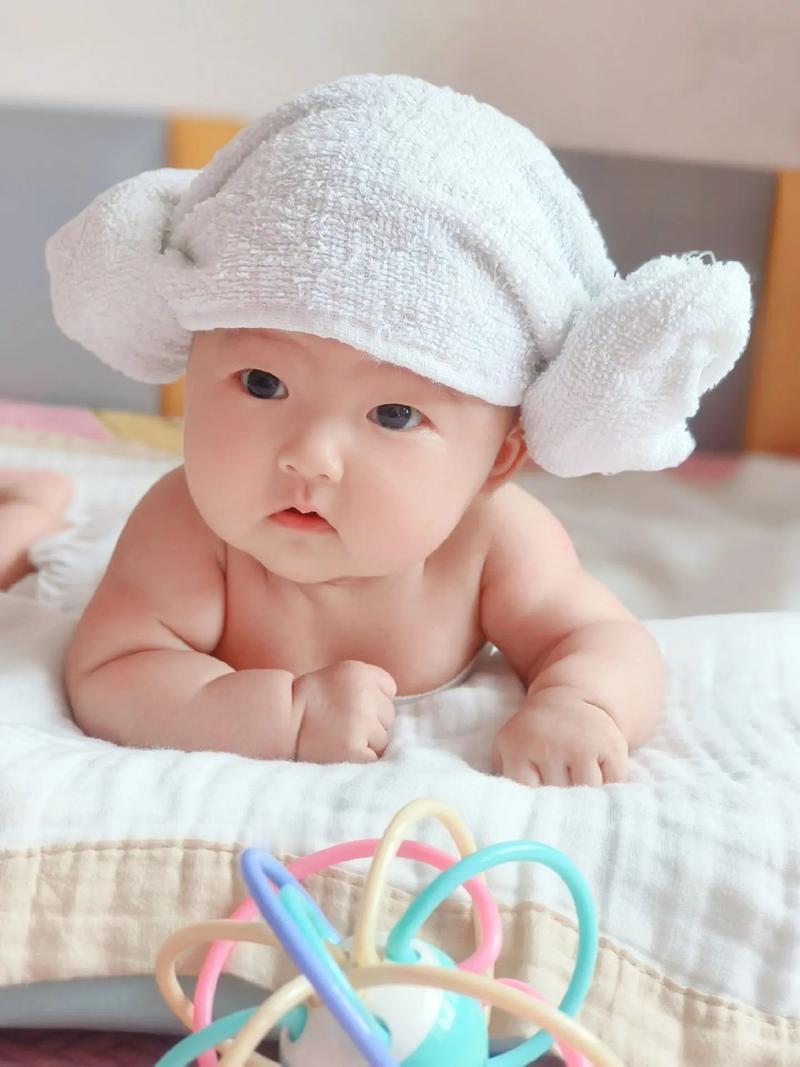 看来政府是真的下大决心了。让大家敢生愿生。从今年秋季起公办幼儿园大班直接免费