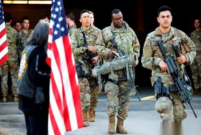 把当兵，彻底搞成一门生意。这就是美军那套玩法的底层逻辑。为啥人家没政委？因为