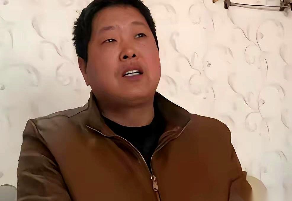 13岁端上铁饭碗，连吃23年公家饭！用的竟然还是别人的名字！被正主撞破后，这