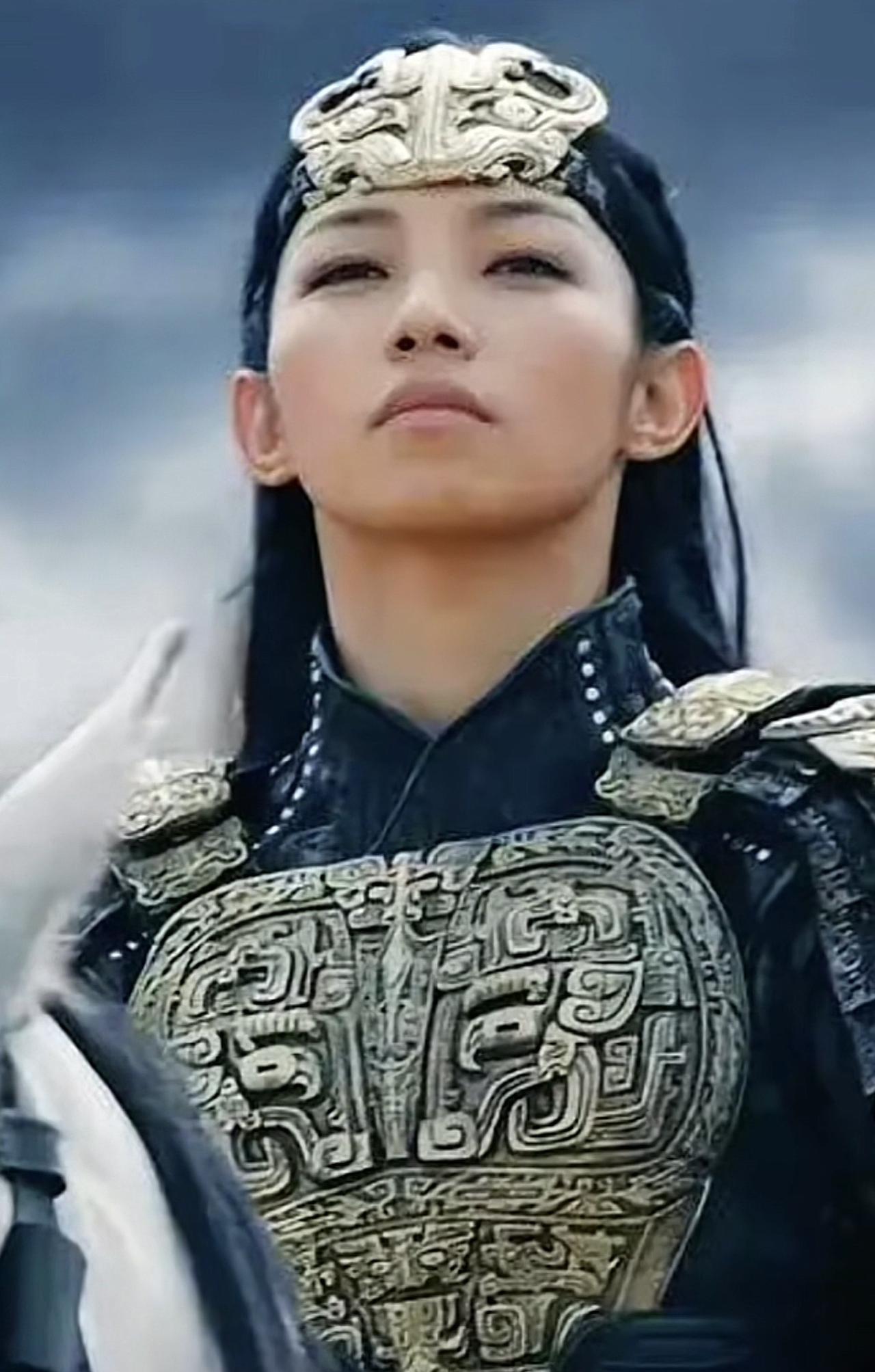 活明白的人，更喜欢做一个观察者，而不是表演者。面对残酷的高考竞争，那尔那茜，何