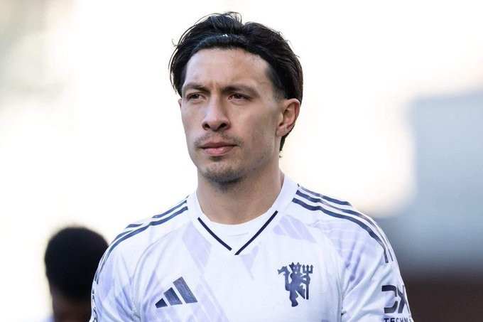 太阳报SL曼联对利马的红牌申诉失败。他将缺席接下来的3场比赛对阵切尔西，利马和马