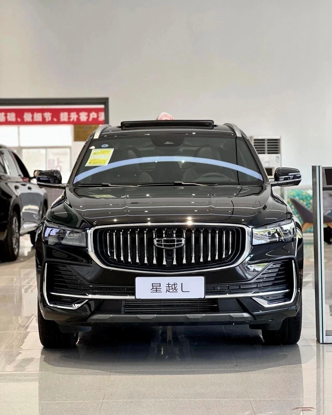 13万的2.0T燃油SUV，在2026年还能打吗？2026年，电车当道。吉利却给