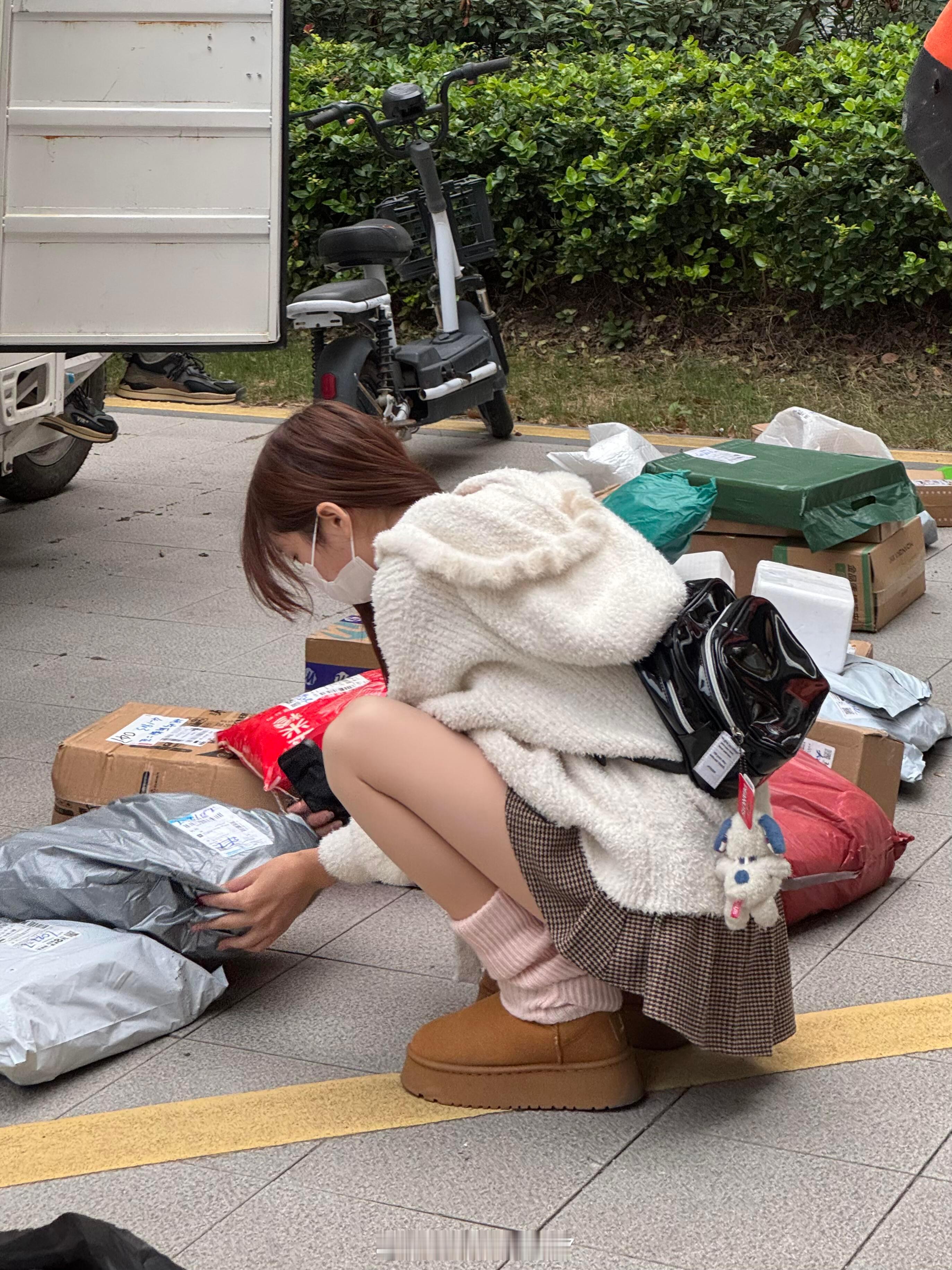 当光腿神器走进现实…原相机实况无修图📱生图直出的真实裸感，黄皮穿也超自然，不