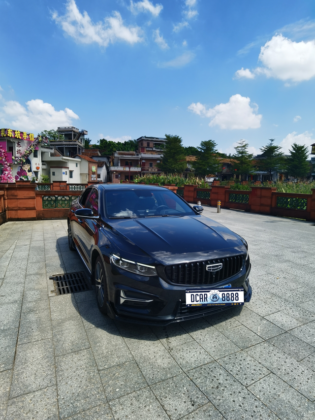 买车确实有点后悔了①贷款我这台车是贷款买的，一个月2千，还俩年，买之前还感觉