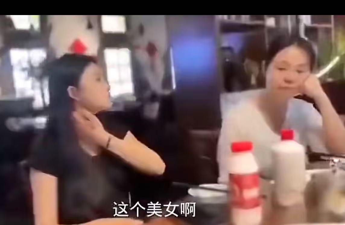 小伙去相亲，吃完饭问相亲女对自己印象怎么样？没想到相亲女当场说："我看不上你，你