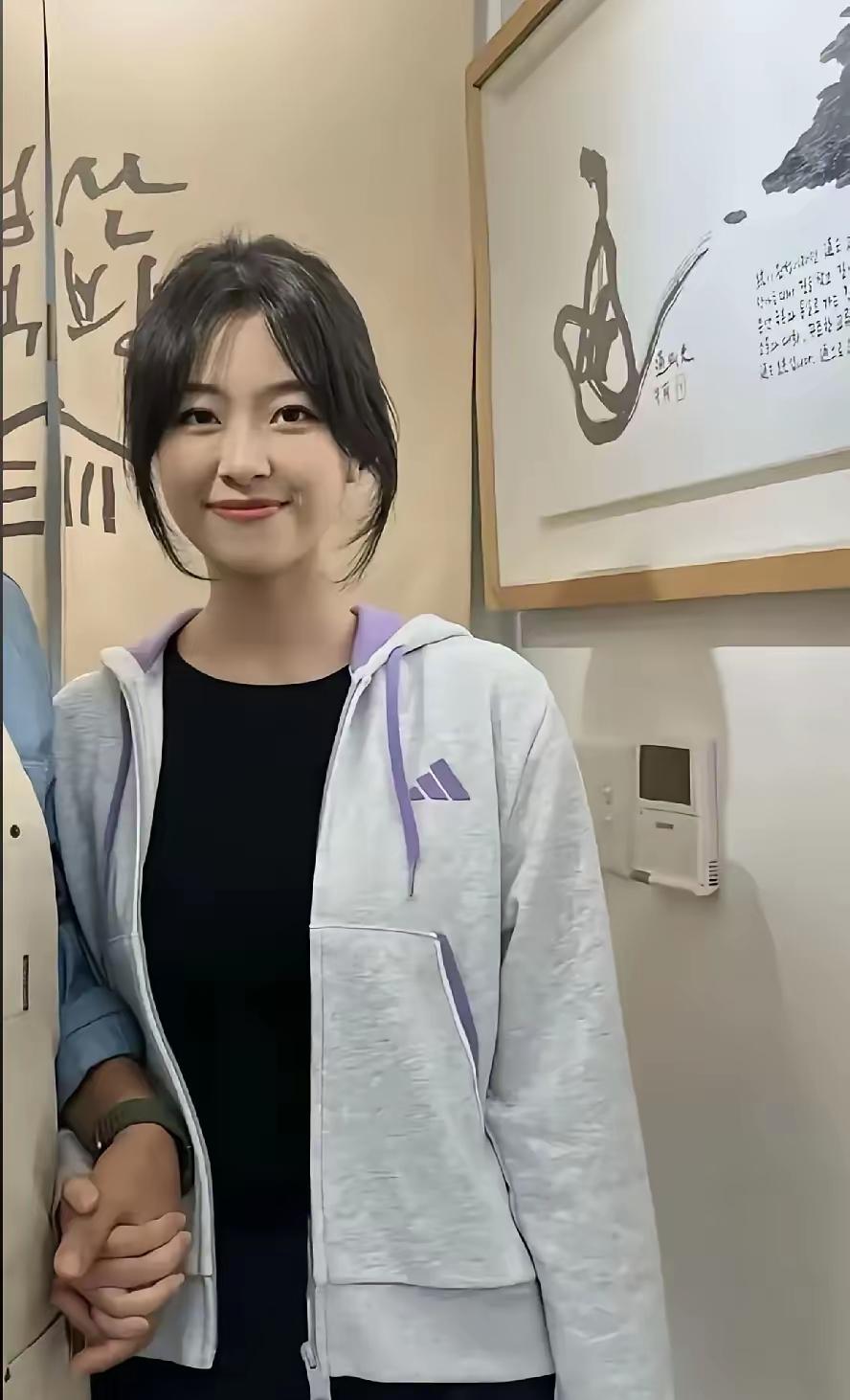 25岁，专门飞韩国拿个毕业证，人却永远留在了那。凶手还是自己学校教她的老师！