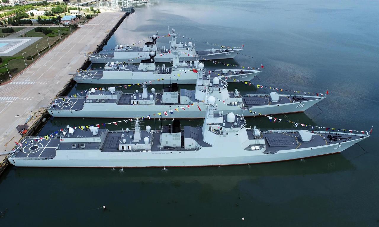 如果澳大利亚对我们的055型驱逐舰开火，后果会怎么样？到时候055恐怕都来不及等