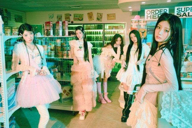 【体育东亚】[ILLIT受邀为日本人气动漫演唱主题曲]3日，BELIFTLAB