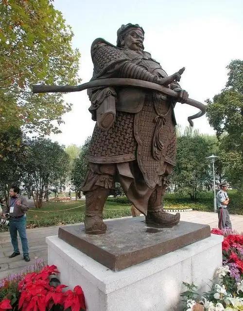 此人勇猛无敌，为隋朝立下了赫赫战功，死后皇帝后悔不已在隋朝的历史上，有这么一