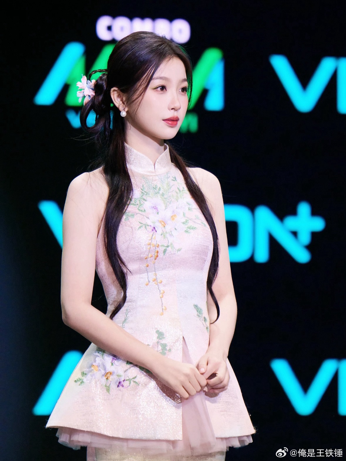 虞书欣工作室审美虞书欣海外活动像是背了什么新中式kpi