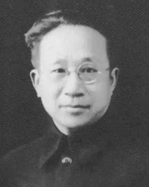 1953年，张云逸妻子被确诊为精神病，秘书劝送院治疗，张云逸却坚决不同意，他说：