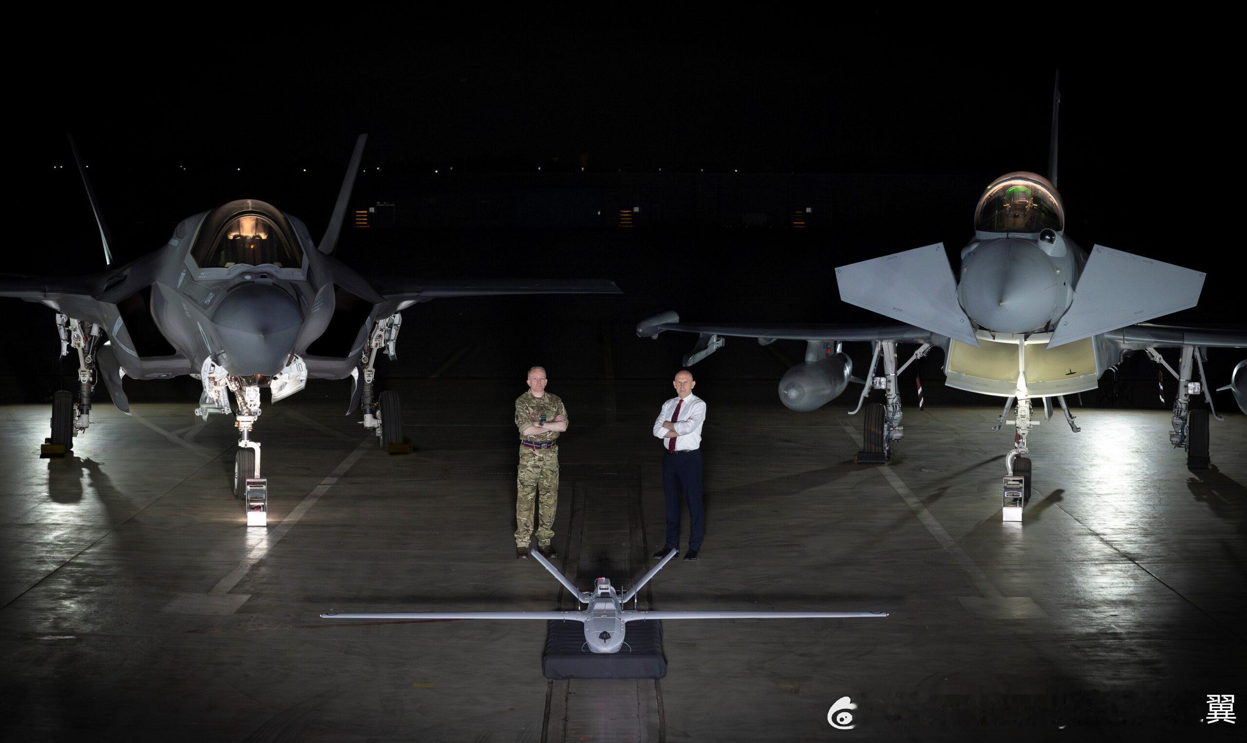 英国空军F-35B、台风和雷暴护肩（Stormshroud）电子战无人机​​​