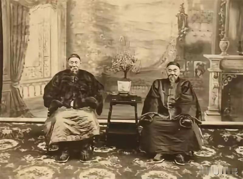 1864年，曾国藩两江总督，浑身长满牛皮癣，天下名医排着队给他看牛皮癣，最后也没