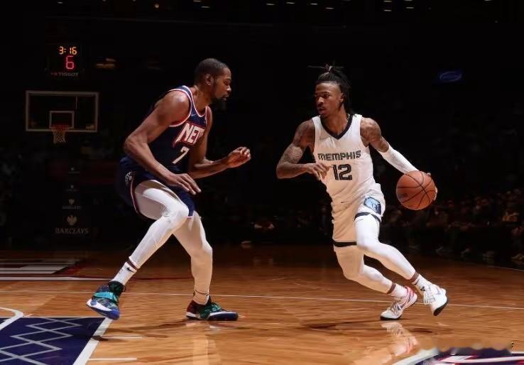 莫兰特和杜兰特私交甚好，如提申请火箭是最热门下家莫兰特和主教练托马斯-伊萨洛失