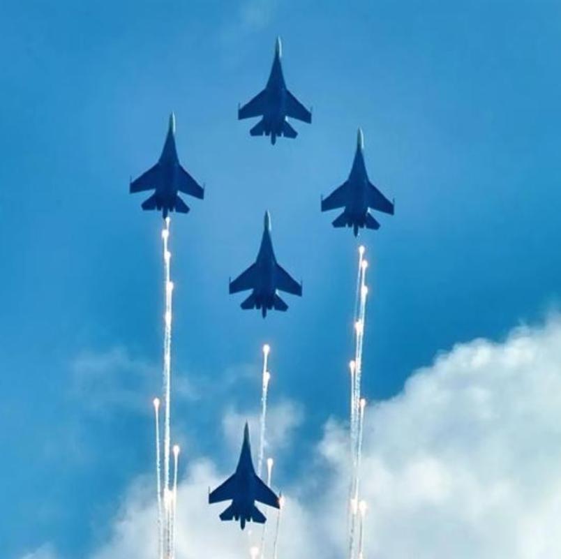 中日战争不会和俄乌战争一样克制，一旦开打就是不死不休的灭国之争，不可能打打停停。