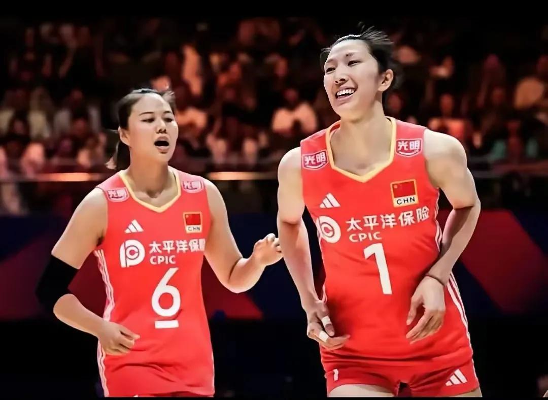 中国女排球衣号码迎来大调整，具体如下：1号球衣由吴梦洁接手（原袁心玥）；