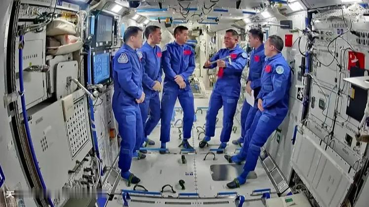 巴基斯坦真的是跟对大哥了，迎来了国运级别的大爆发！巴基斯坦籍航天员入选中国空间站